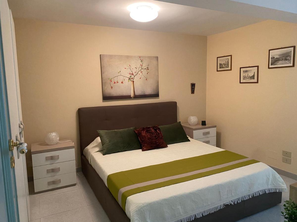 Appartement La Mansarda à Giardini-Naxos Extérieur photo